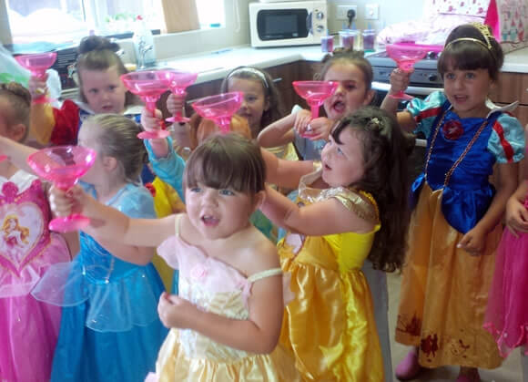 twinkle pamper parties bolton bury wigan